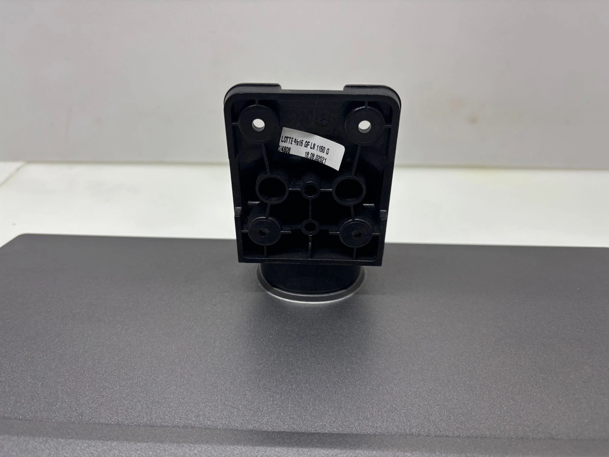TOSHIBA 32LL3B63DT,AYAK,TV AYAĞI,STAND,MASA AYAĞI